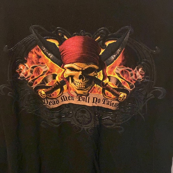 Walt Disney World Pirates of the Caribbean Black T-Shirt Adult Size Medium - Picture 4 of 5